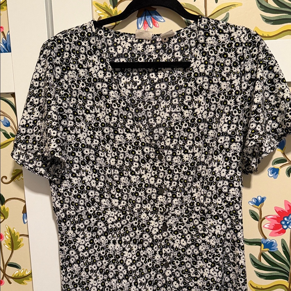 Levi's Black and White Floral Midi Dress - Picture 5 of 6